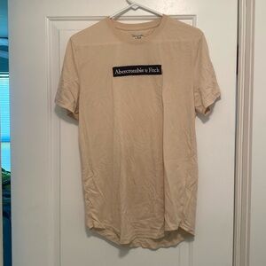 Men’s M Abercrombie & Fitch T shirt